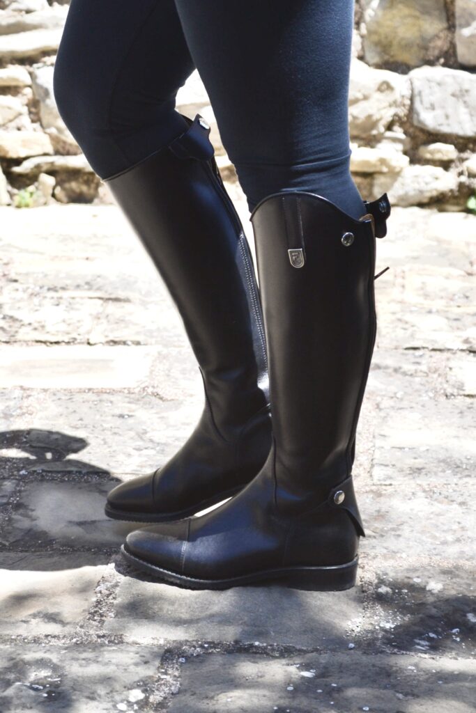 Classic Liso tall riding boots in smooth leather